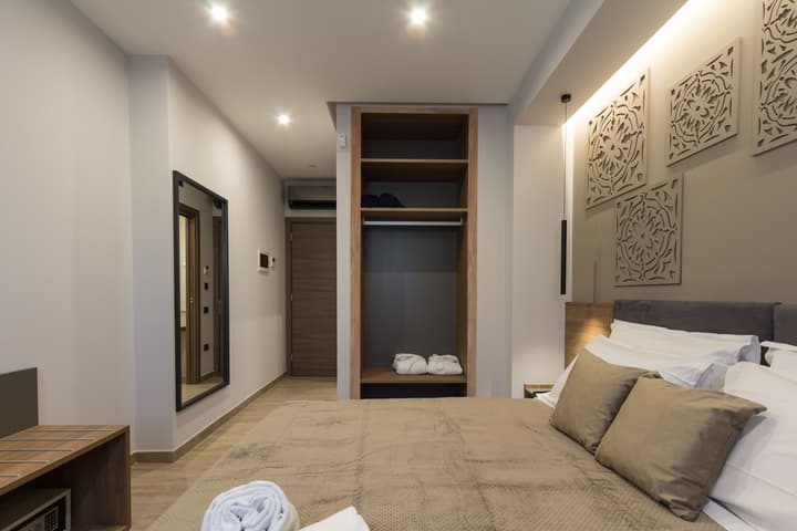 Giafra Rooms