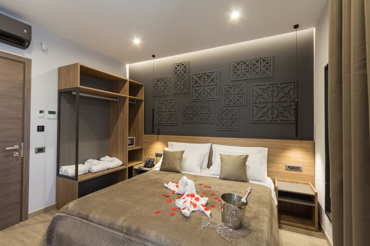 Giafra Rooms
