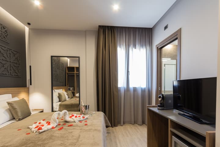 Giafra Rooms