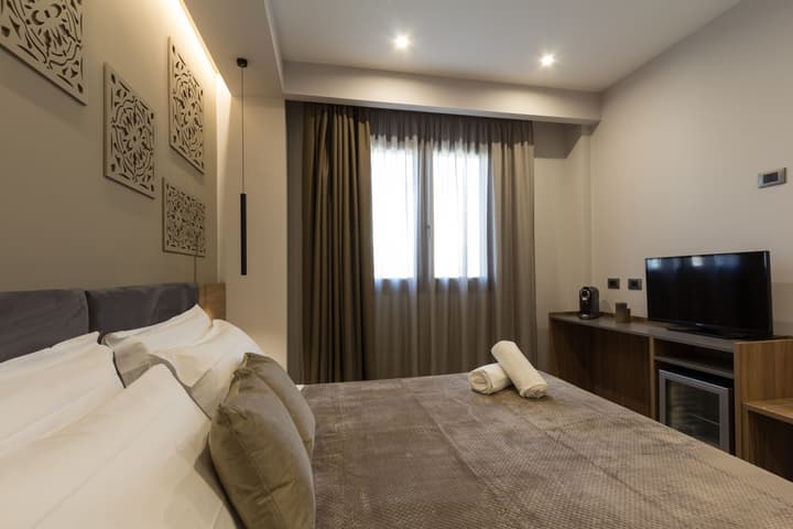 Giafra Rooms