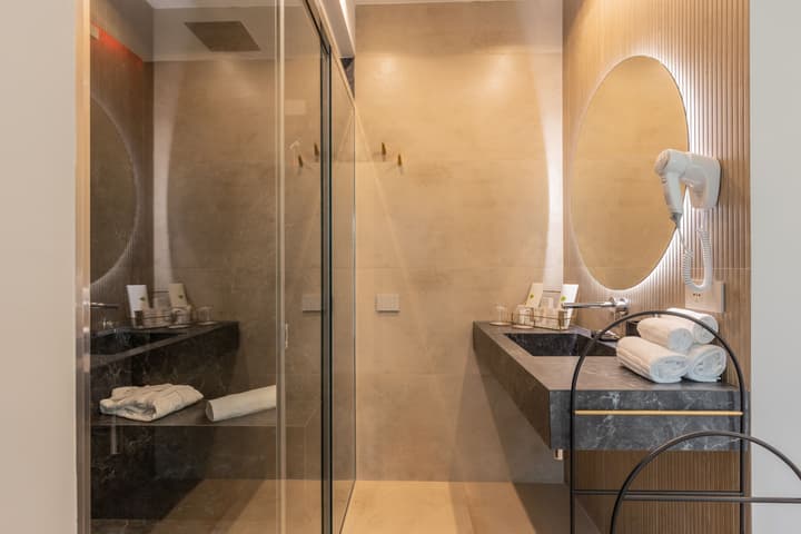 Giafra Rooms