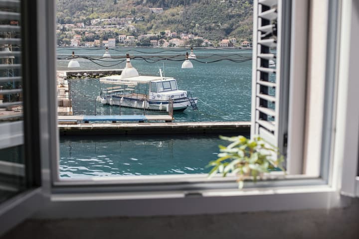 Step to Kotor Bay Guesthouse