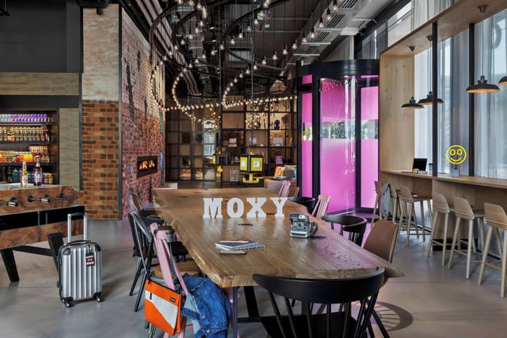 Moxy Bern Expo