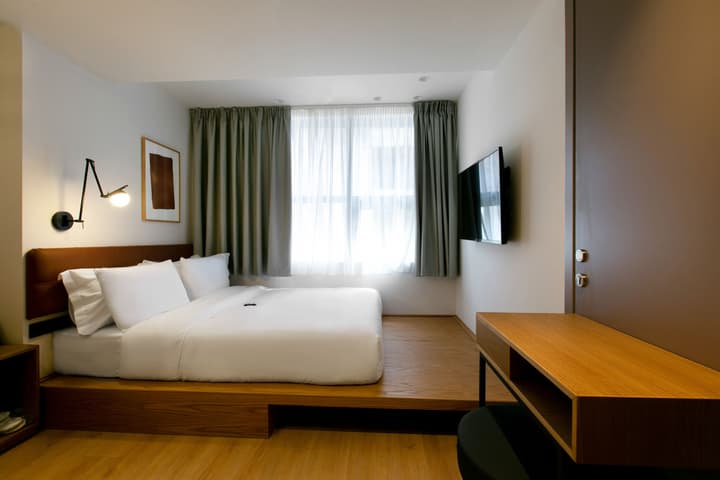 Noa Hotel