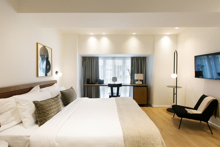 Noa Hotel