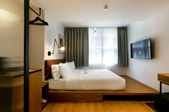 Noa Hotel