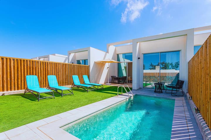 Resort Cordial Santa Agueda & Perchel Beach Club