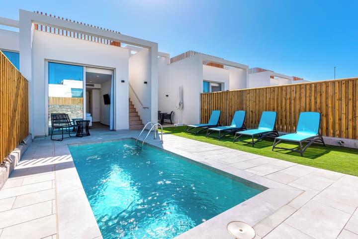 Resort Cordial Santa Agueda & Perchel Beach Club