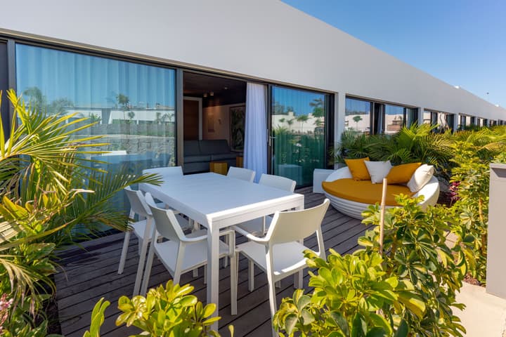 Resort Cordial Santa Agueda & Perchel Beach Club