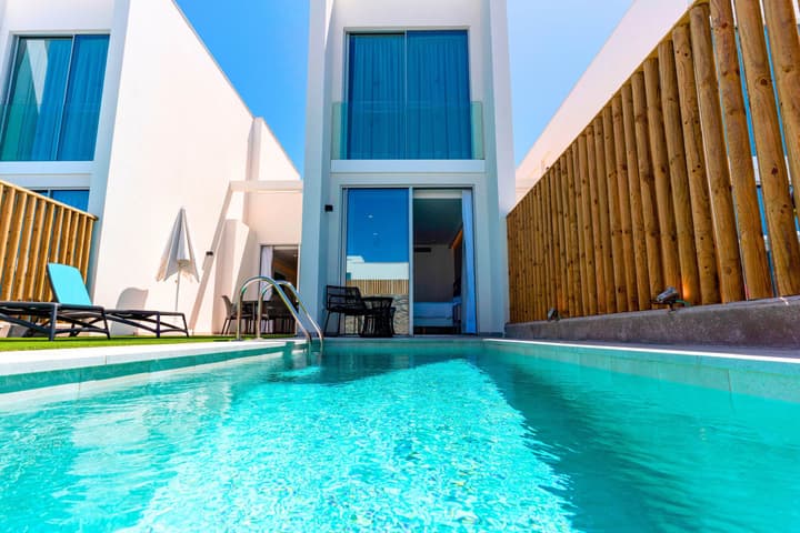 Resort Cordial Santa Agueda & Perchel Beach Club
