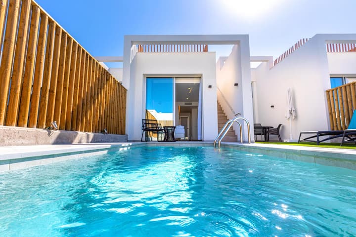 Resort Cordial Santa Agueda & Perchel Beach Club