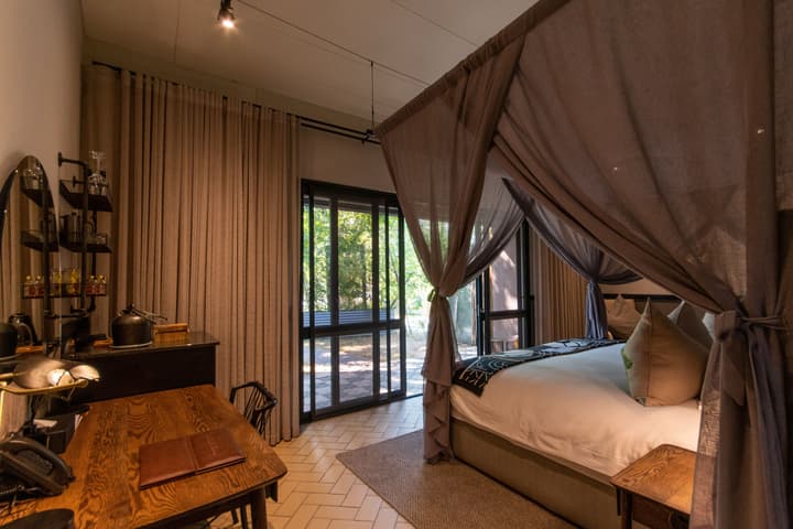 Kruger Shalati - Train on the Bridge and Garden Suites