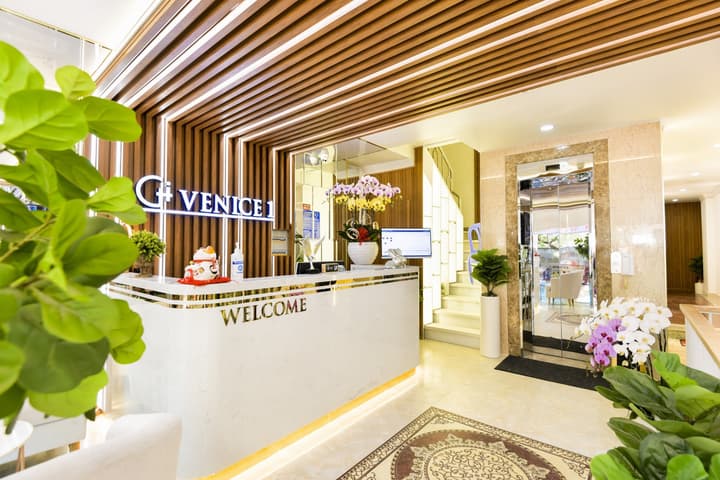 Venice 1 Hotel