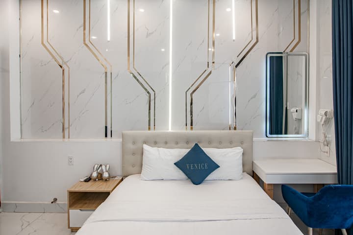 Venice 1 Hotel