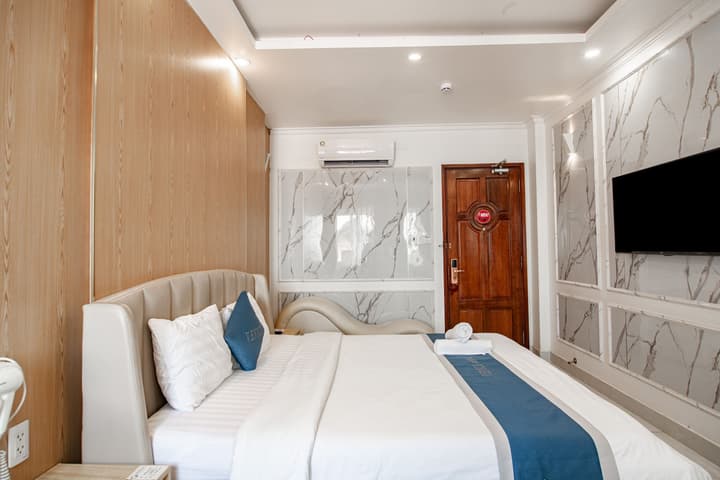 Venice 1 Hotel
