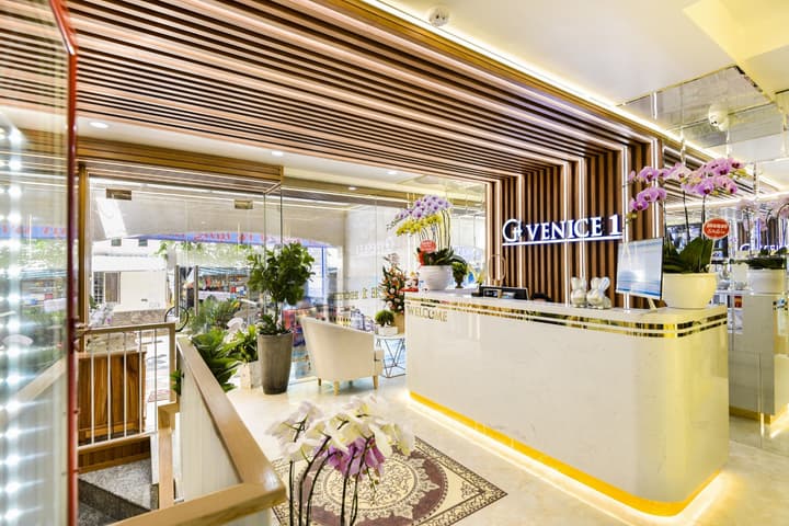 Venice 1 Hotel