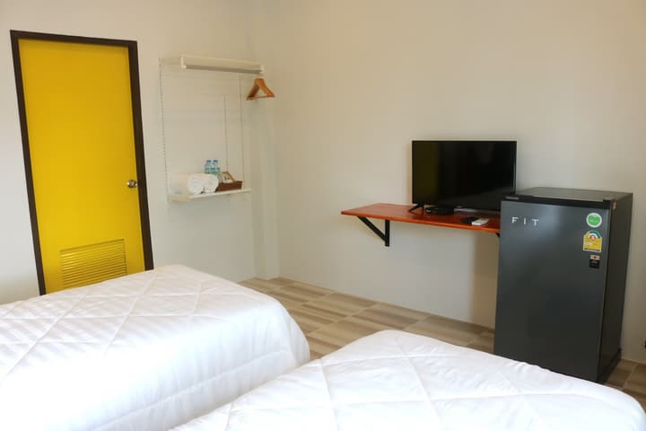 N&N HOUSE Laem Hin