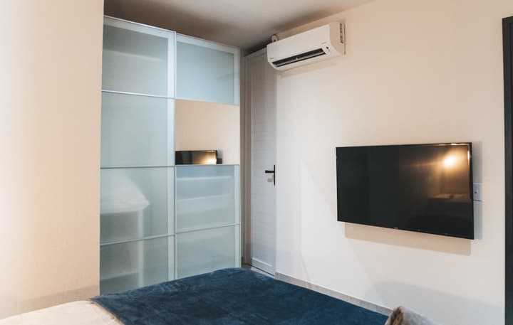 Gray Door Apartments - Adults Only