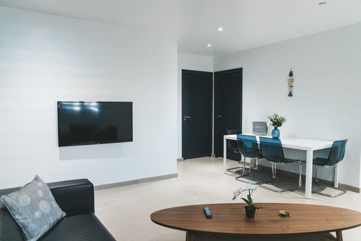 Gray Door Apartments - Adults Only