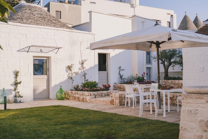 Trulli in corte