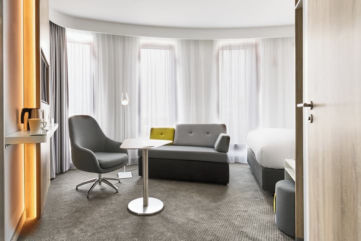 Holiday Inn Express Warsaw - The HUB by IHG