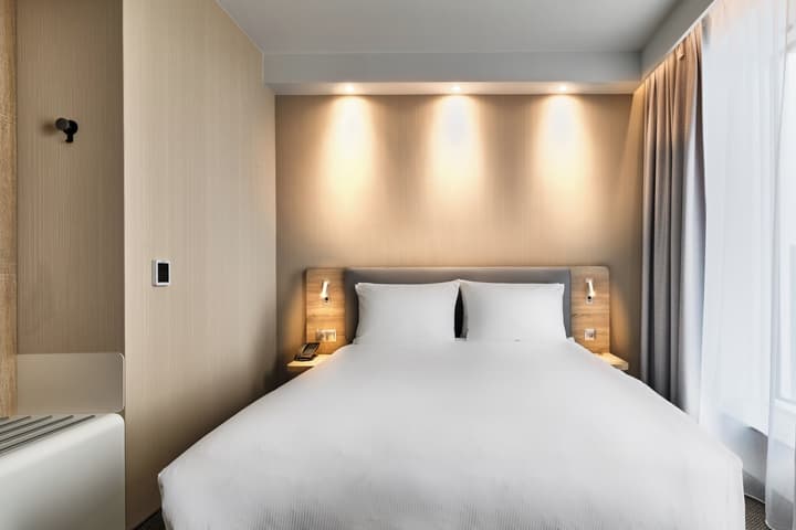 Holiday Inn Express Warsaw - The HUB by IHG