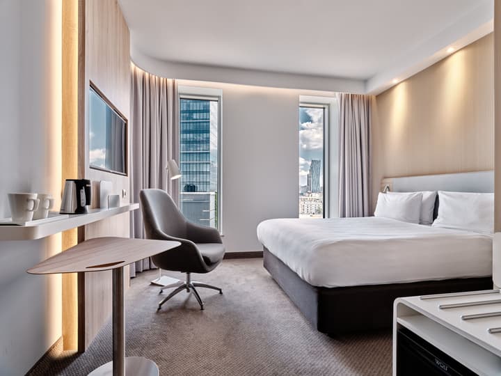 Holiday Inn Express Warsaw - The HUB by IHG