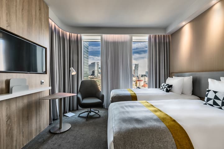 Holiday Inn Express Warsaw - The HUB by IHG