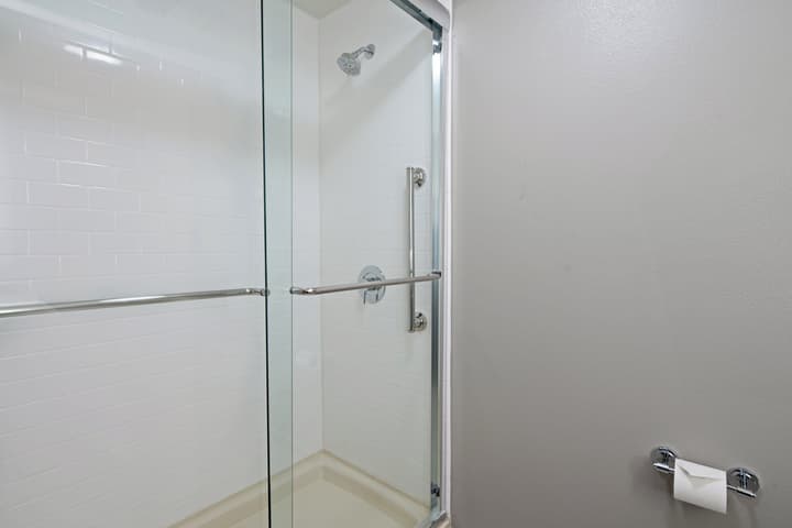 Staybridge Suites Long Beach Airport by IHG