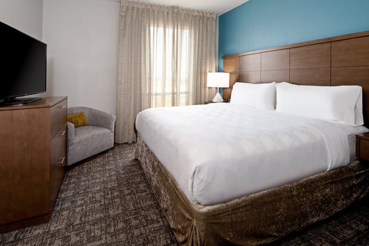 Staybridge Suites Long Beach Airport by IHG