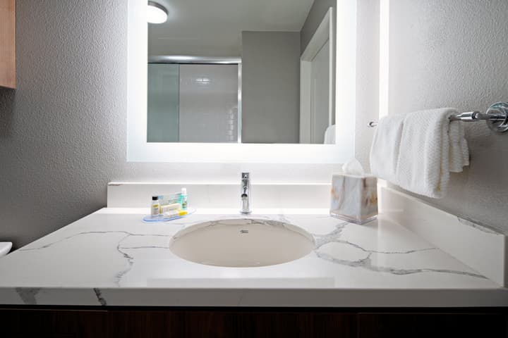 Staybridge Suites Long Beach Airport by IHG