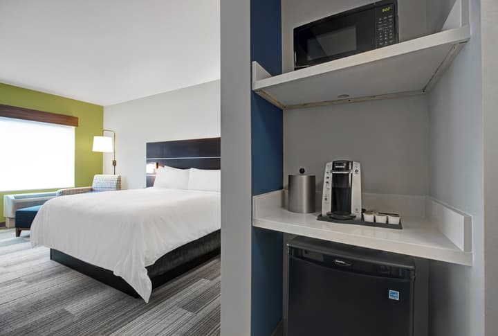 Holiday Inn Express Milwaukee Downtown by IHG