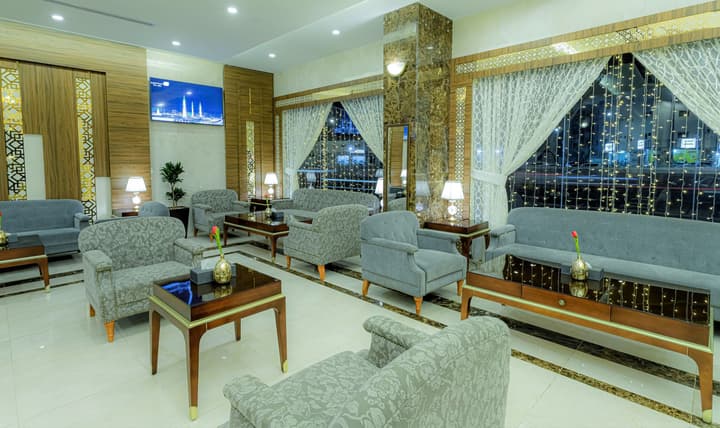 Season Star Hotel