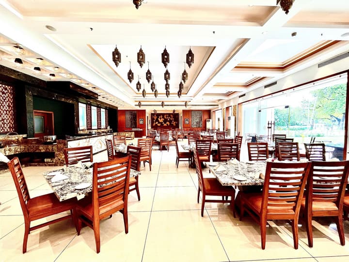 Hotel Chandela Khajuraho