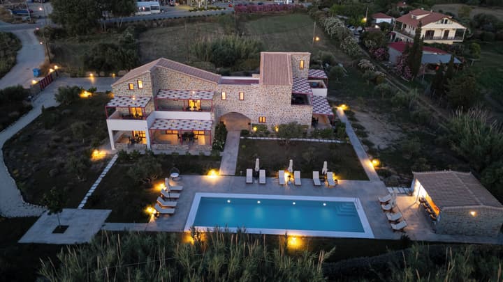 Abeloessa Methonian Hospitality