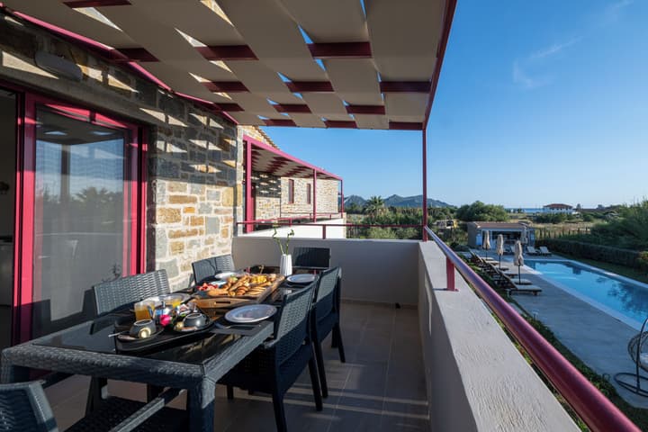 Abeloessa Methonian Hospitality