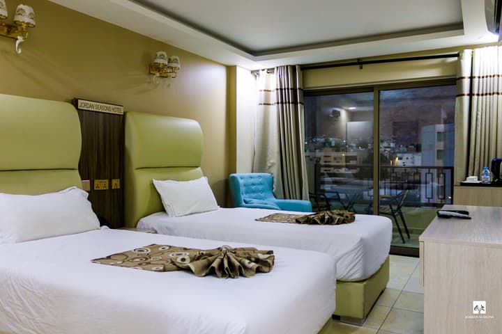 Jordan Seasons Hotel