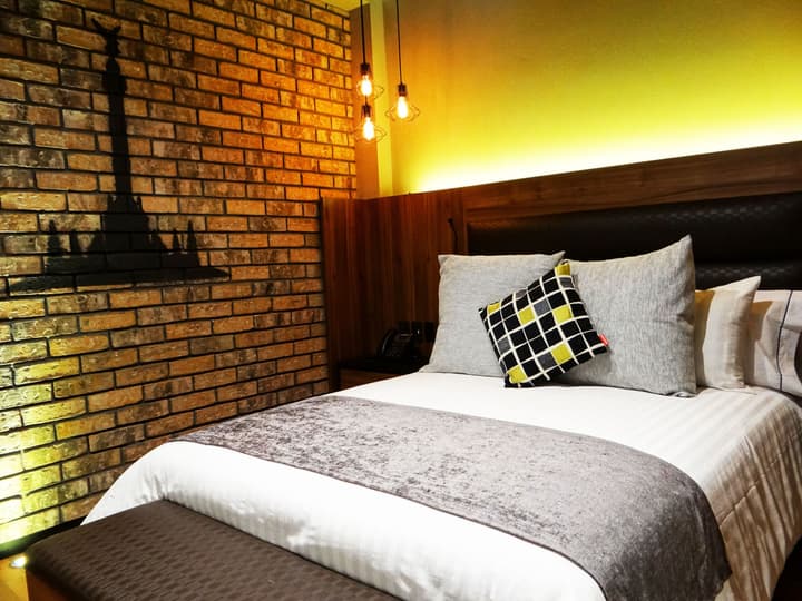 Cadillac Hotel Boutique