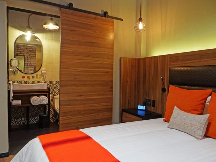 Cadillac Hotel Boutique