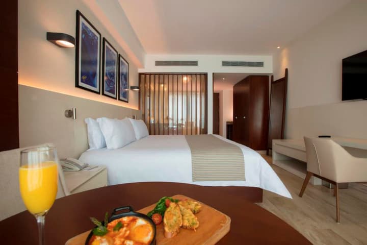 Krystal Grand Cancun All Inclusive