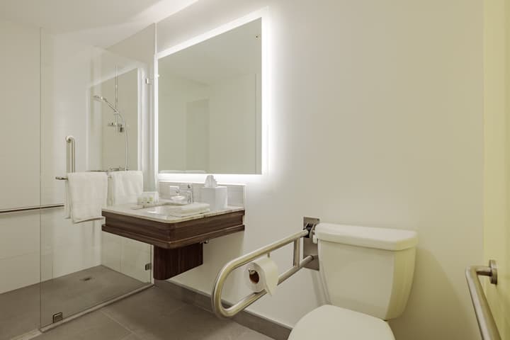 Holiday Inn Quito Airport by IHG