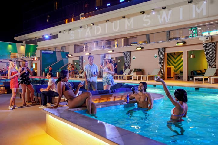 Circa Resort & Casino – Adults Only