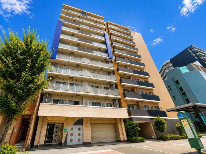 Royal Heights Sakuragawa Condominium