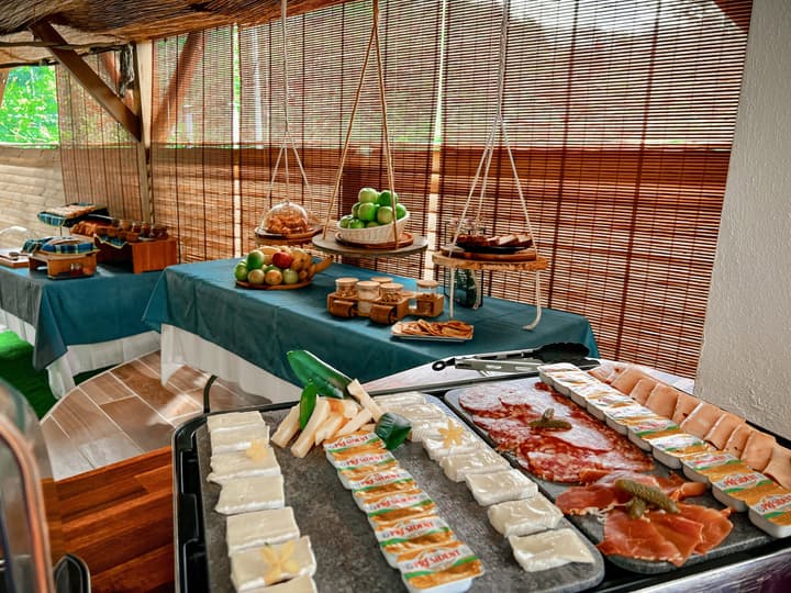 Kawan Bay Suites