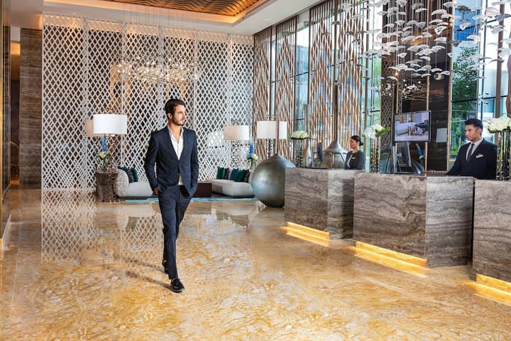 Al Jaddaf Rotana Suite Hotel