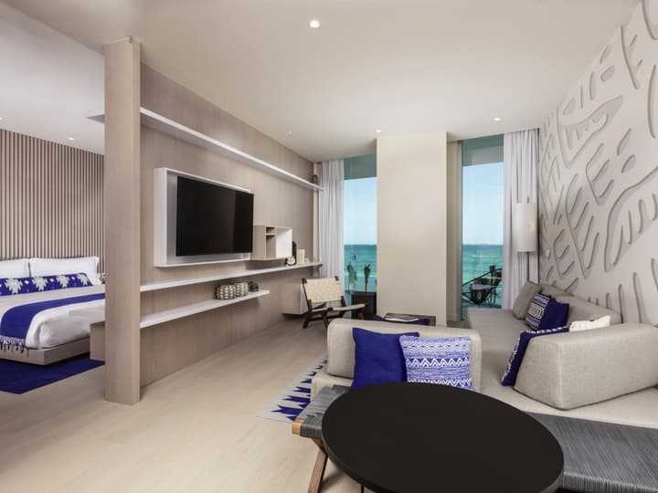 SLS Cancun