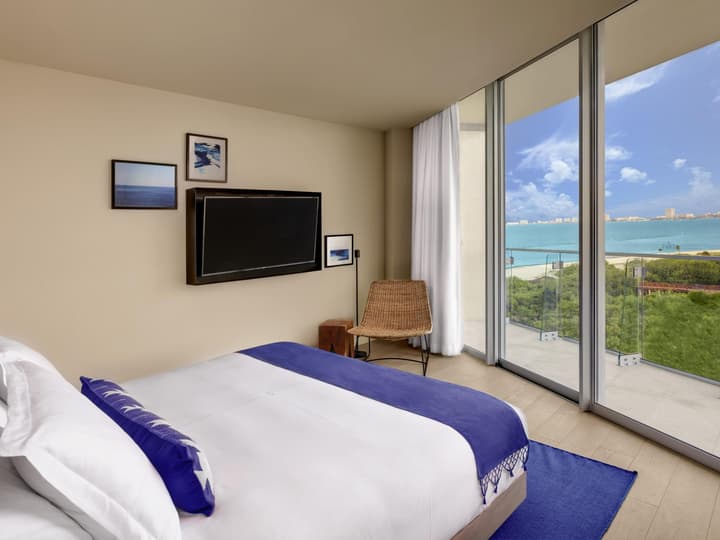SLS Cancun