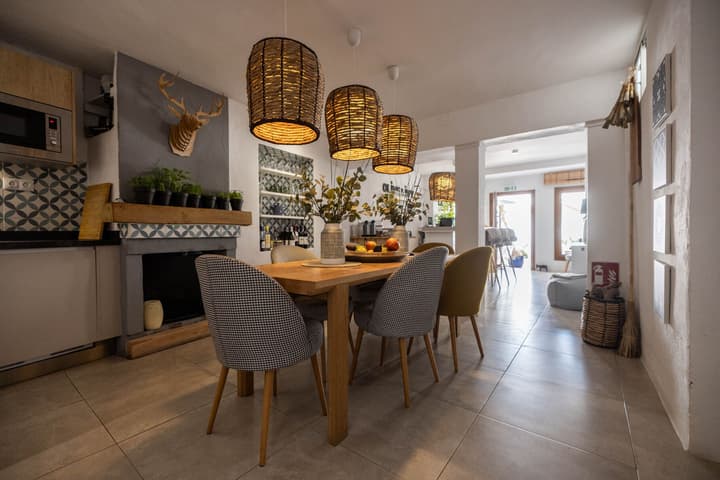 Olive & Ivy Guest House