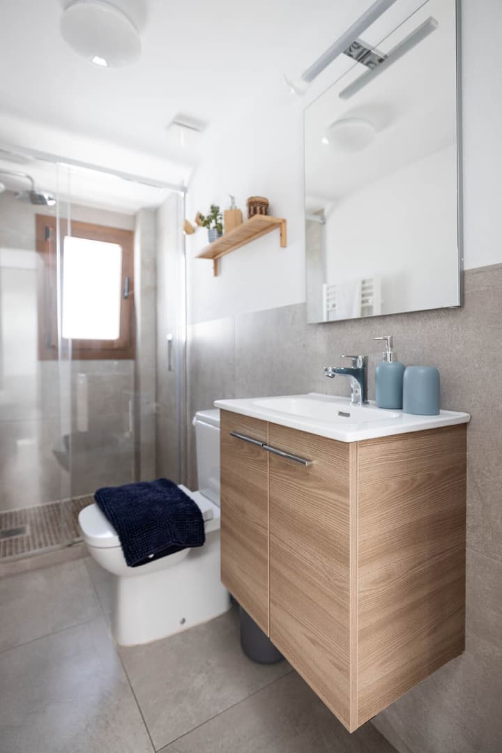 Olive & Ivy Guest House