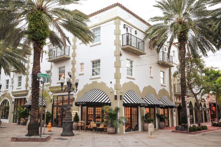 Esmé Miami Beach